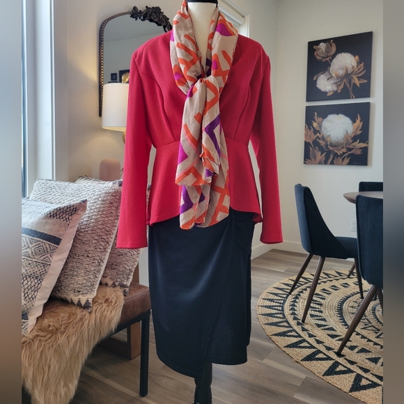 3/$30 SHEIN Vibrant Red Women's Blazer - Picture 2 of 8